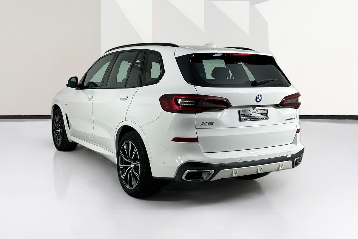 2023 BMW X5 xDRIVE30d M SPORT G05