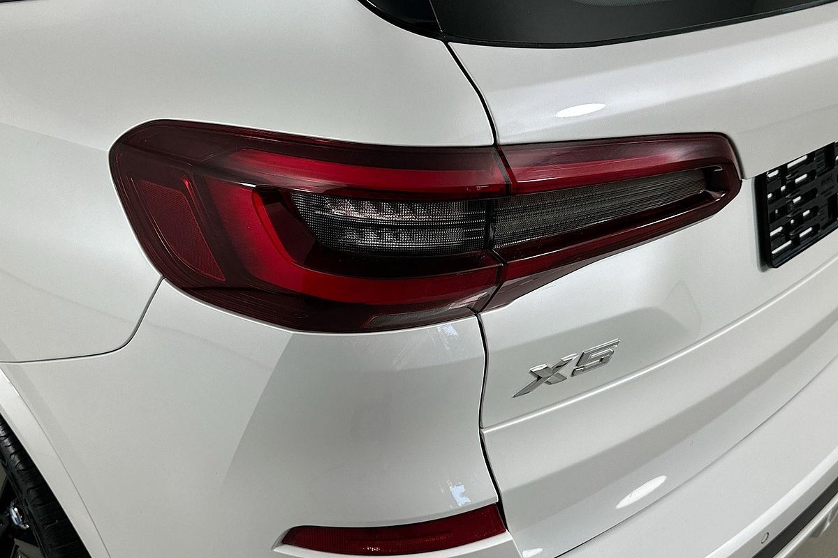 2023 BMW X5 xDRIVE30d M SPORT G05