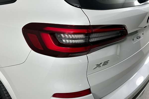 2023 BMW X5 xDRIVE30d M SPORT G05
