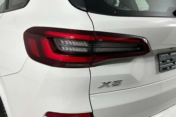 2023 BMW X5 xDRIVE30d M SPORT G05