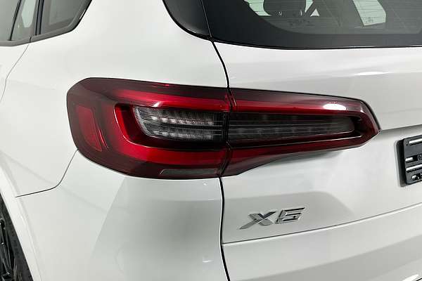 2023 BMW X5 xDRIVE30d M SPORT G05