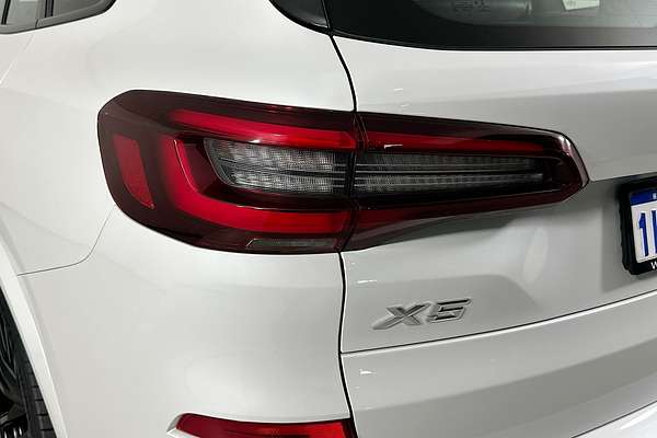 2022 BMW X5 xDRIVE30d M SPORT G05