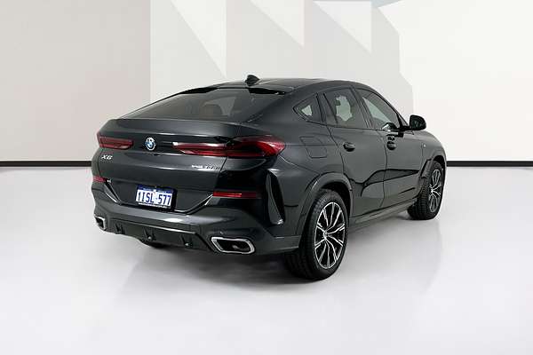 2022 BMW X6 xDRIVE30d M SPORT G06