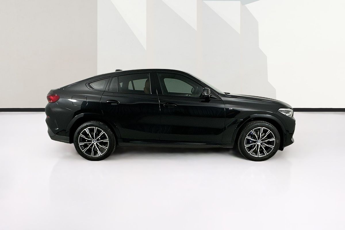 2022 BMW X6 xDRIVE30d M SPORT G06