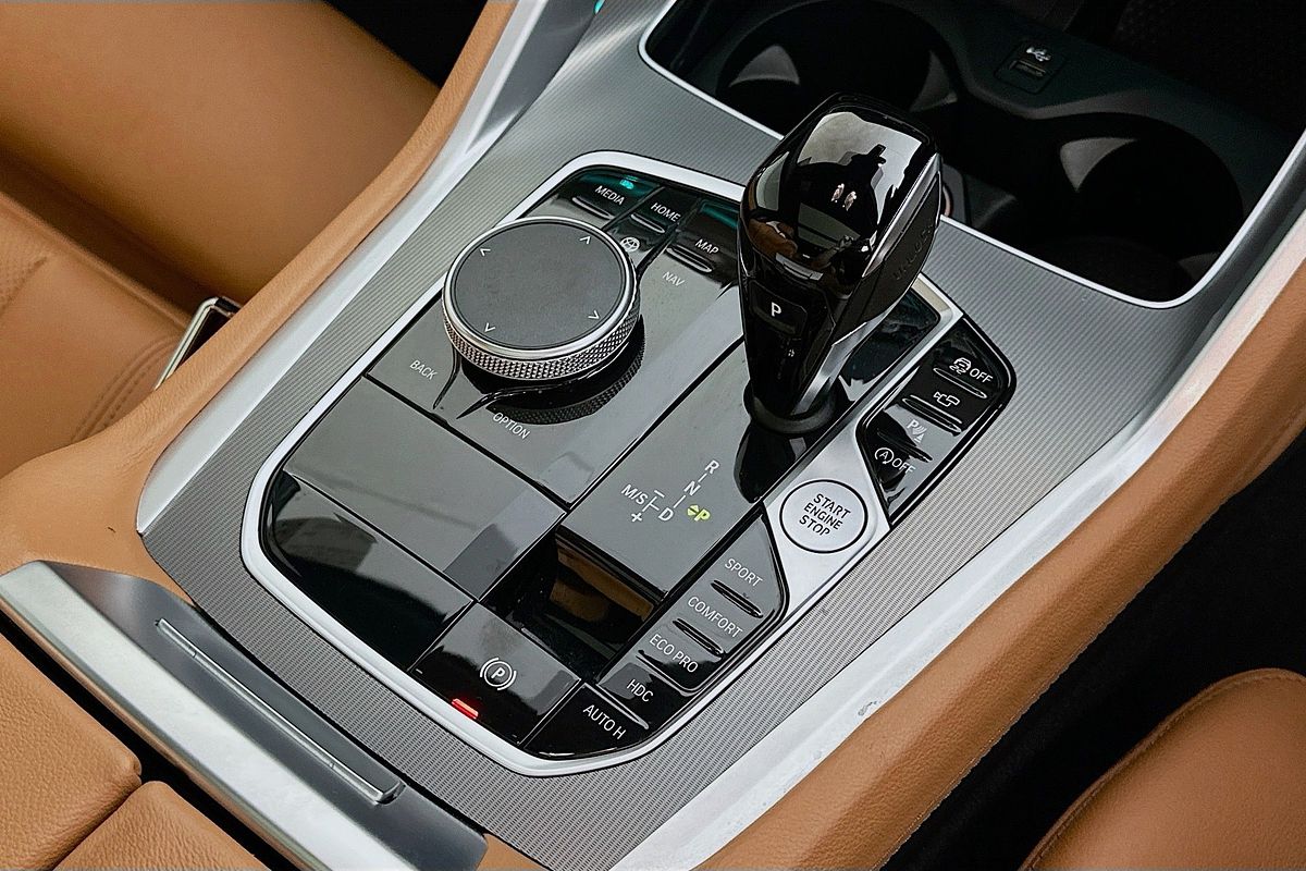 2022 BMW X6 xDRIVE30d M SPORT G06