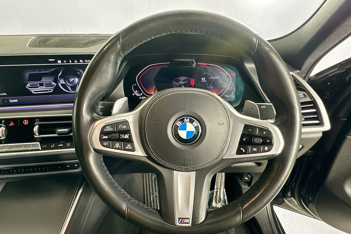 2020 BMW X6 xDRIVE40i M SPORT G06