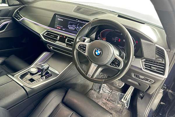2020 BMW X6 xDRIVE40i M SPORT G06