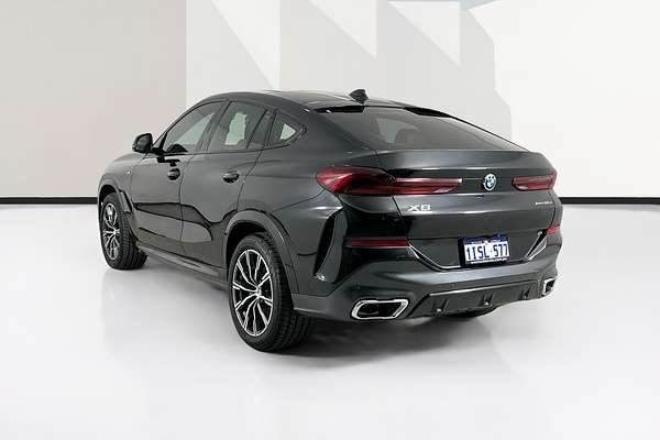 2022 BMW X6 xDRIVE30d M SPORT G06