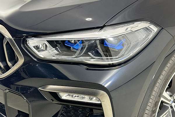 2020 BMW X6 M50i G06