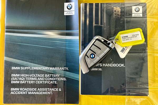 2020 BMW X6 M50i G06