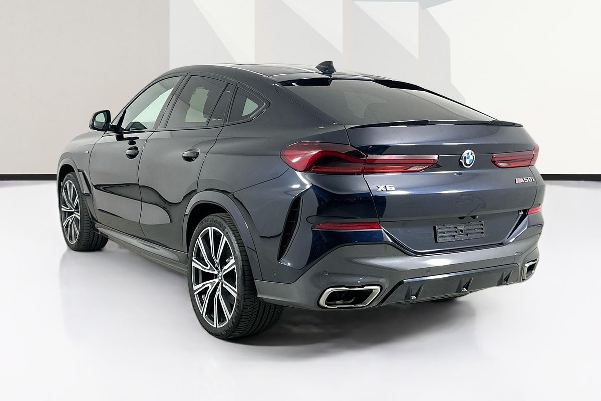 2020 BMW X6 M50i G06