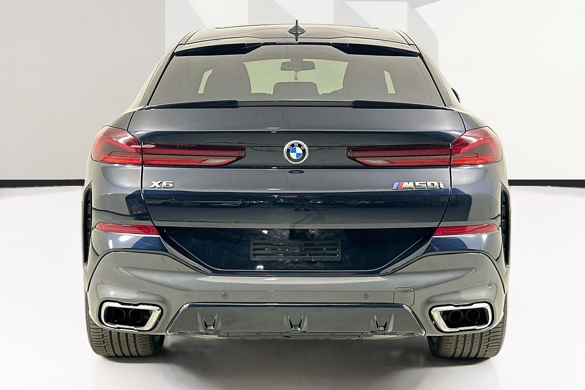2020 BMW X6 M50i G06
