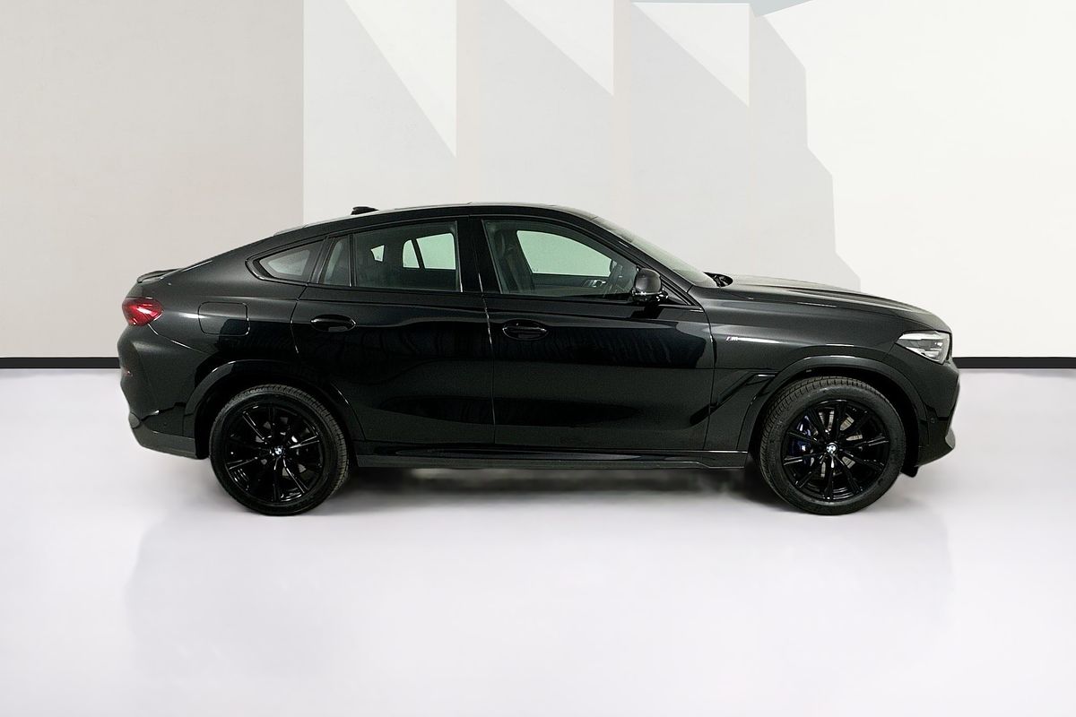 2022 BMW X6 xDRIVE30d M SPORT G06