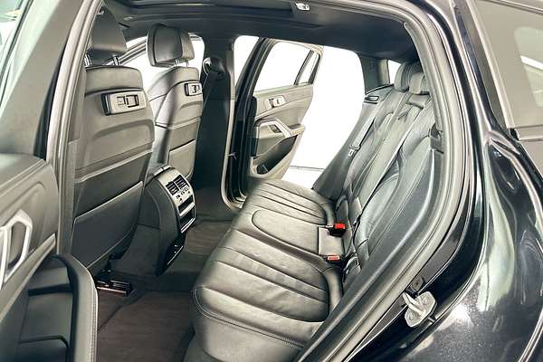 2022 BMW X6 xDRIVE30d M SPORT G06