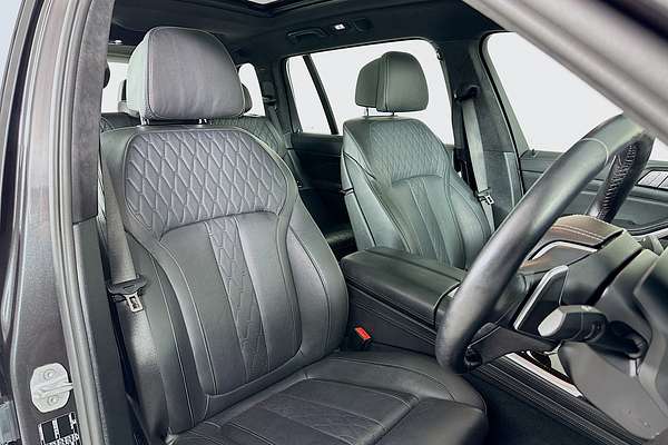 2020 BMW X7 xDRIVE30d G07