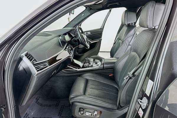 2020 BMW X7 xDRIVE30d G07