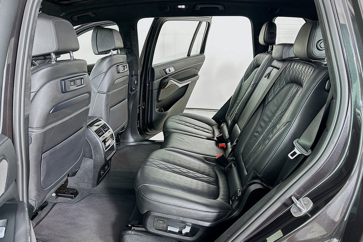 2020 BMW X7 xDRIVE30d G07