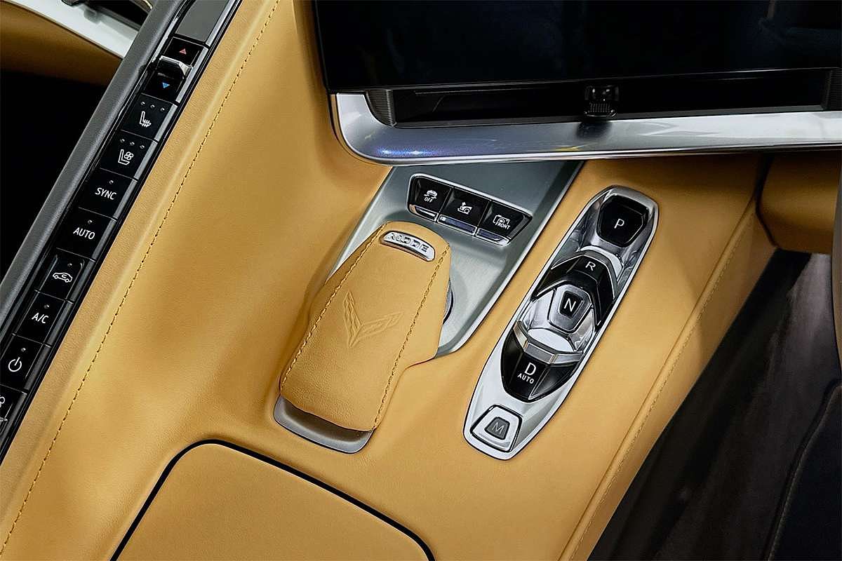 2024 Chevrolet CORVETTE STINGRAY 3LT C8 MY24