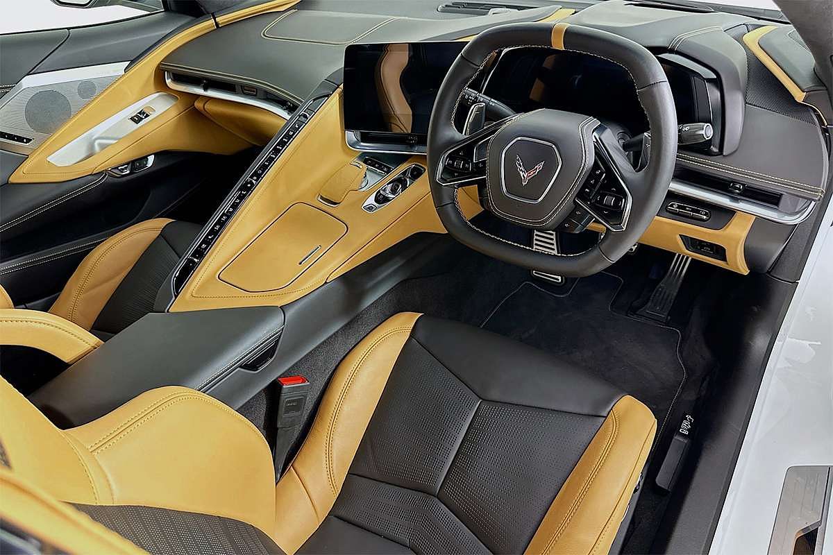 2024 Chevrolet CORVETTE STINGRAY 3LT C8 MY24
