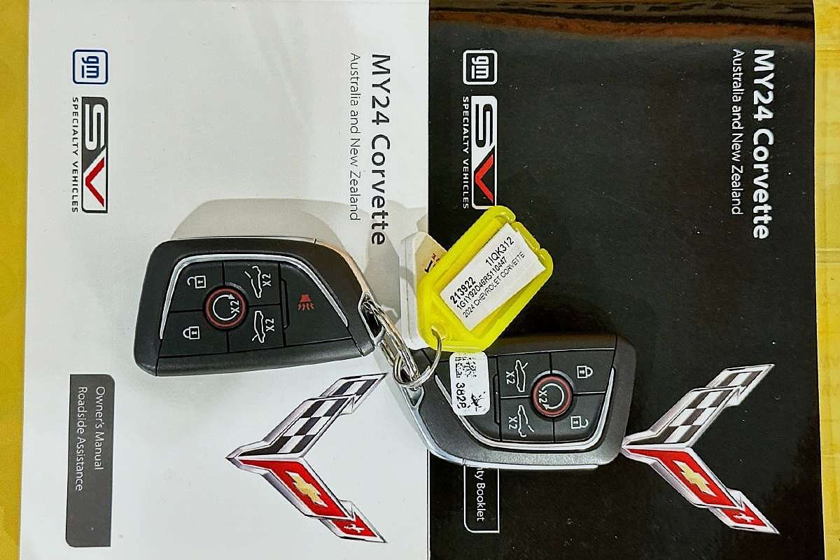 2024 Chevrolet CORVETTE STINGRAY 3LT C8 MY24