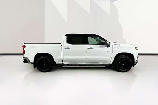 2022 Chevrolet SILVERADO 1500 LTZ Premium W/Tech Pack T1 4X4