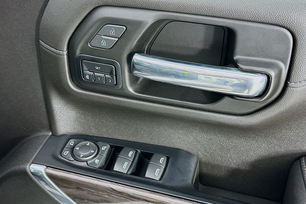 2022 Chevrolet SILVERADO 1500 LTZ Premium W/Tech Pack T1 4X4