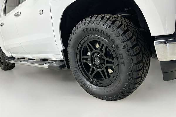 2022 Chevrolet SILVERADO 1500 LTZ Premium W/Tech Pack T1 4X4