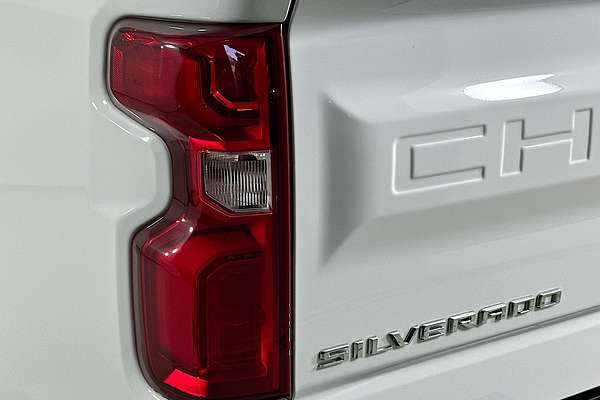 2022 Chevrolet SILVERADO 1500 LTZ Premium W/Tech Pack T1 4X4