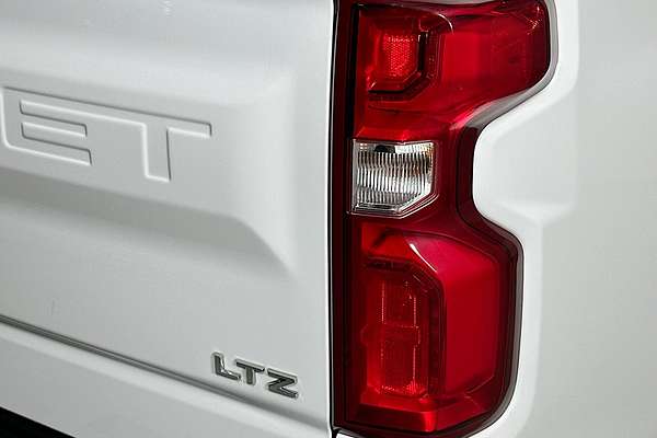 2022 Chevrolet SILVERADO 1500 LTZ Premium W/Tech Pack T1 4X4