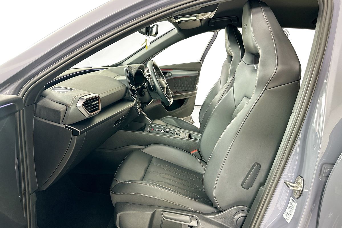 2024 CUPRA FORMENTOR VZe PHEV KM MY24