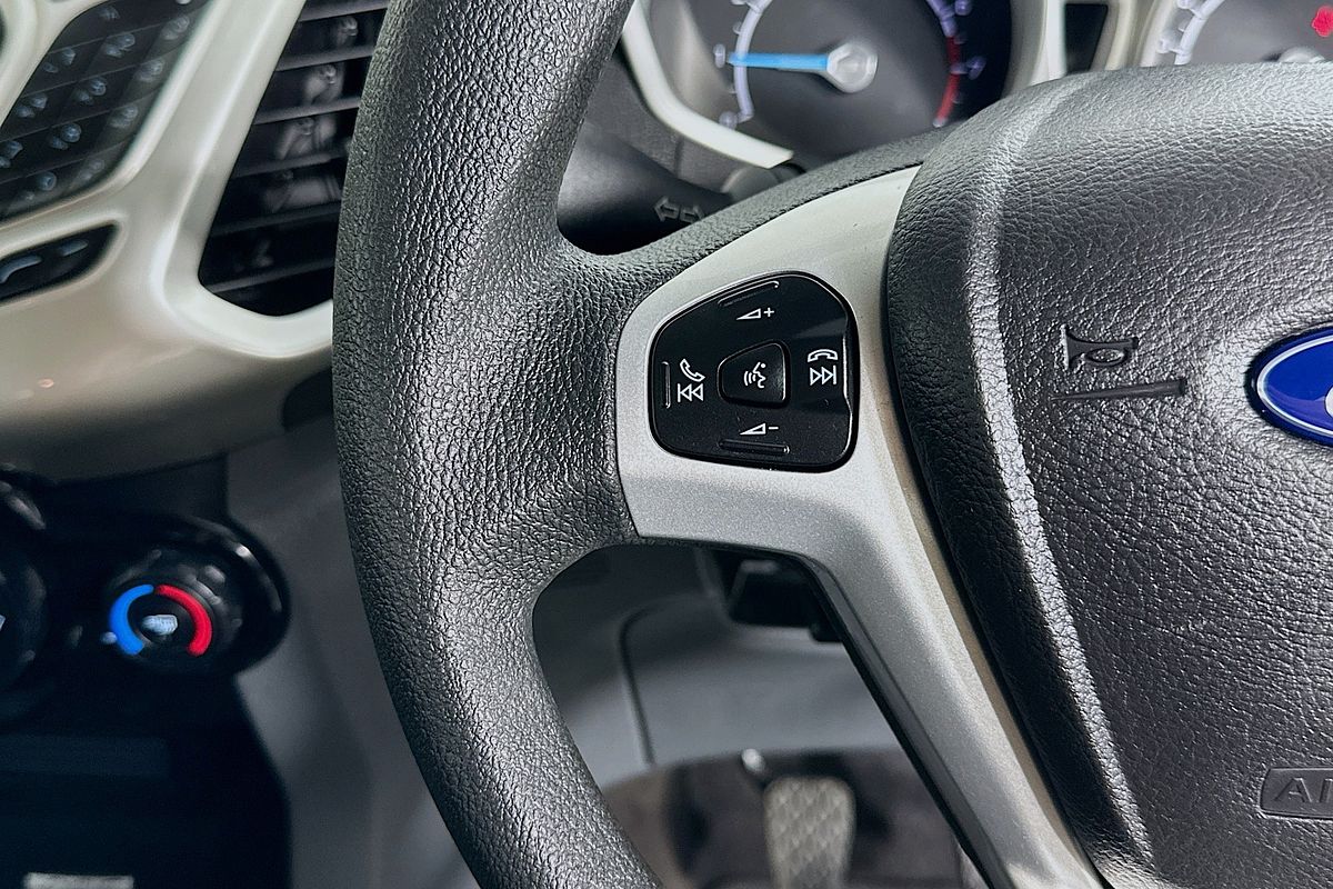 2015 Ford ECOSPORT TREND BK