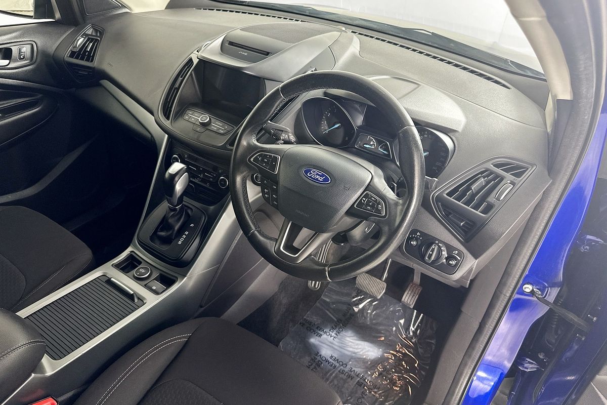 2017 Ford ESCAPE TREND (FWD) ZG