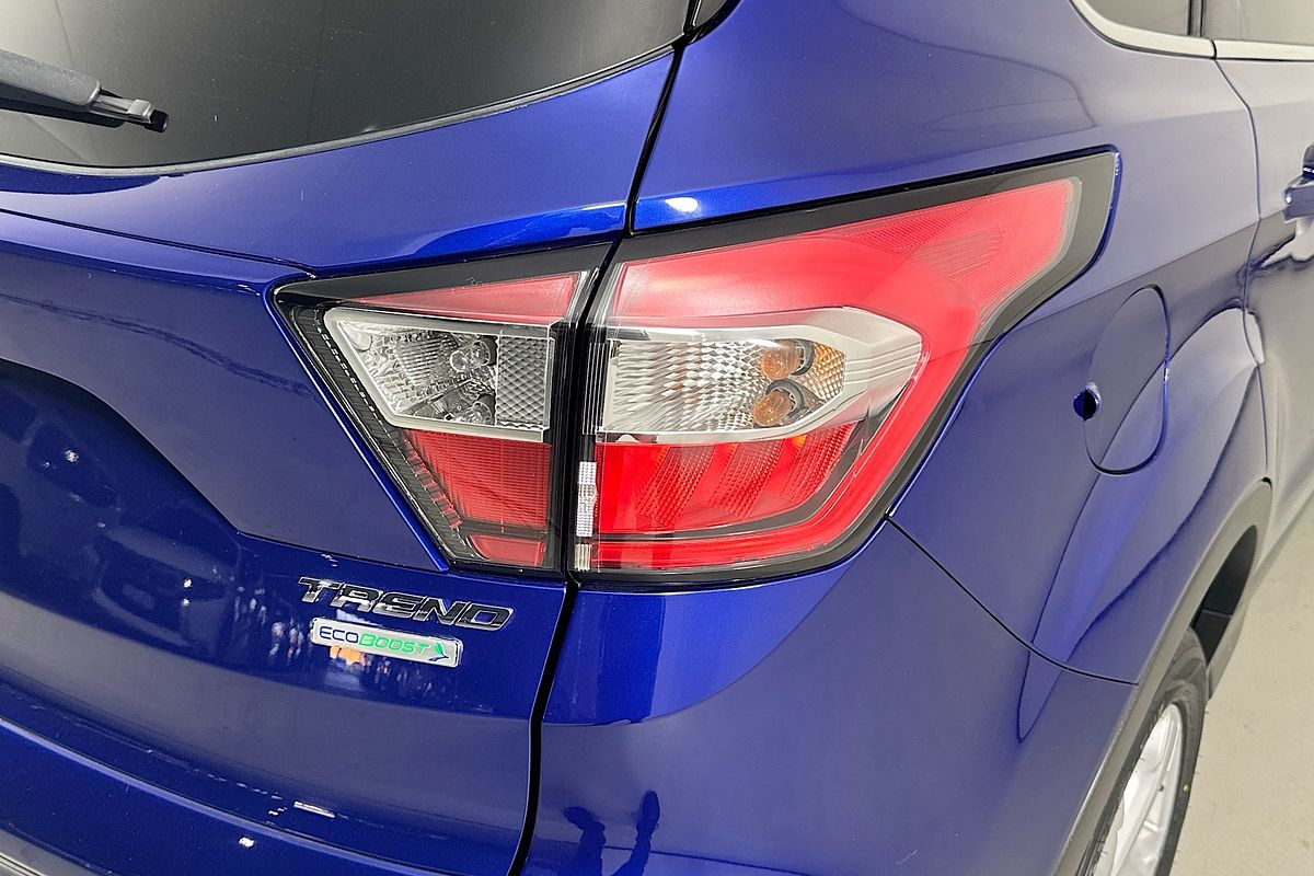 2017 Ford ESCAPE TREND (FWD) ZG