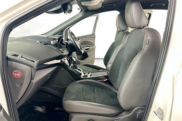 2019 Ford ESCAPE ST-LINE (AWD) ZG MY19.75