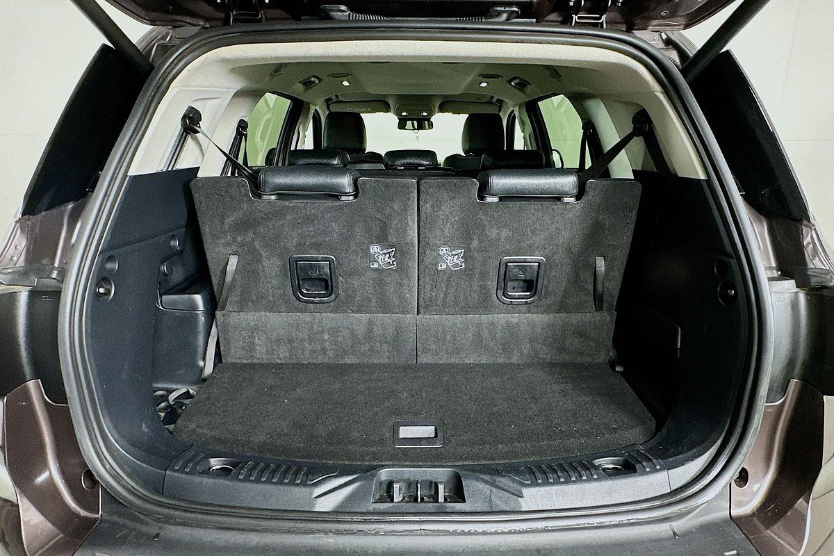 2023 Ford EVEREST TREND (4WD) UB MY23.5 2.0L