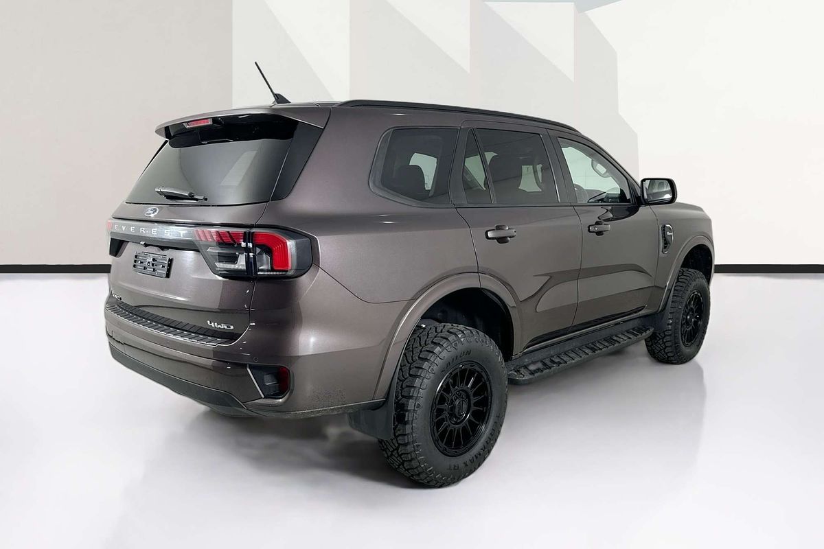 2023 Ford EVEREST Trend 2.0L