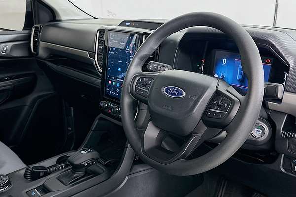 2025 Ford EVEREST AMBIENTE (4WD) MY25.25 2.0L