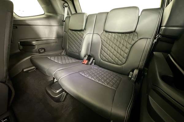 2025 Ford EVEREST PLATINUM (4WD) MY25.25 3.0L