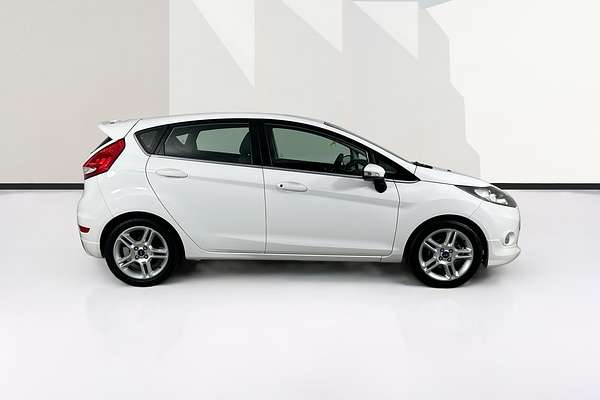 2013 Ford FIESTA ZETEC WT