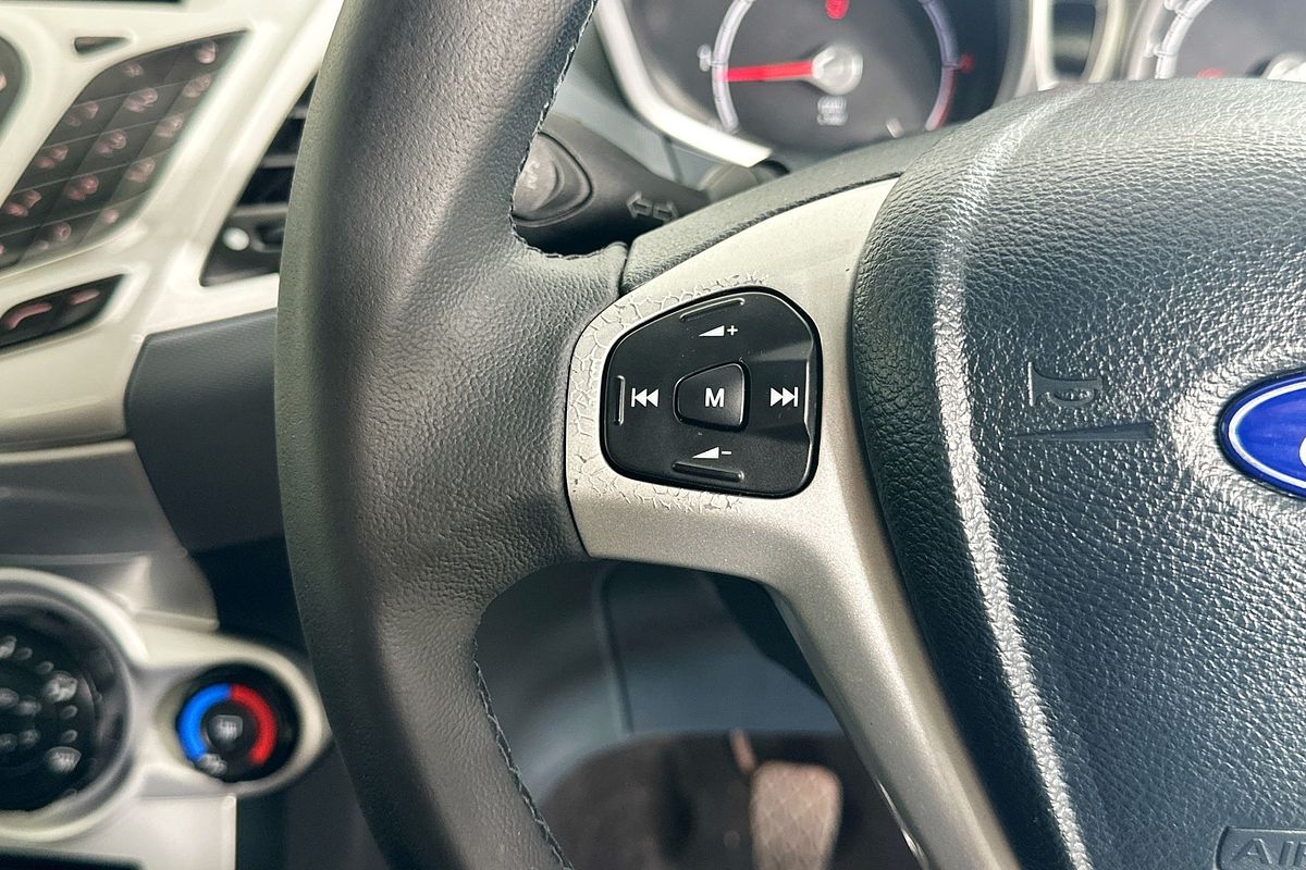 2013 Ford FIESTA ZETEC WT