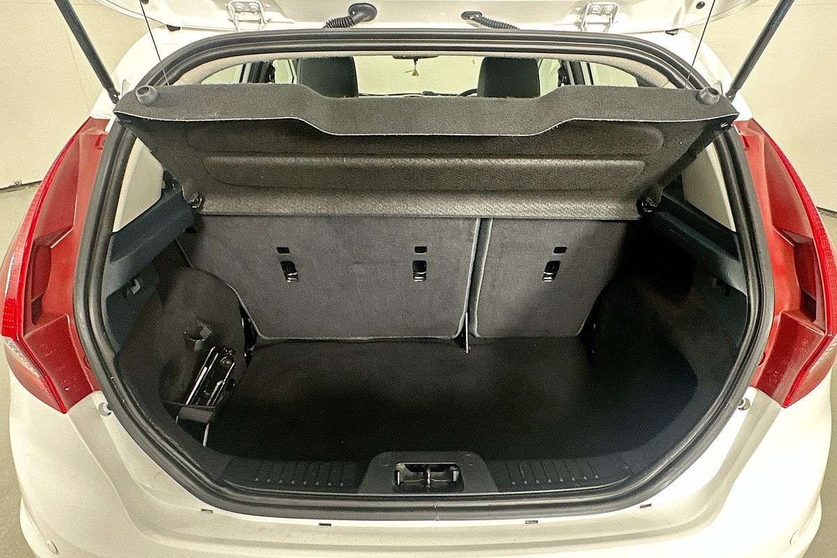 2013 Ford FIESTA ZETEC WT