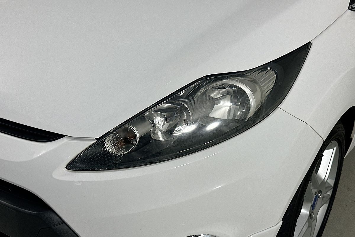 2013 Ford FIESTA ZETEC WT