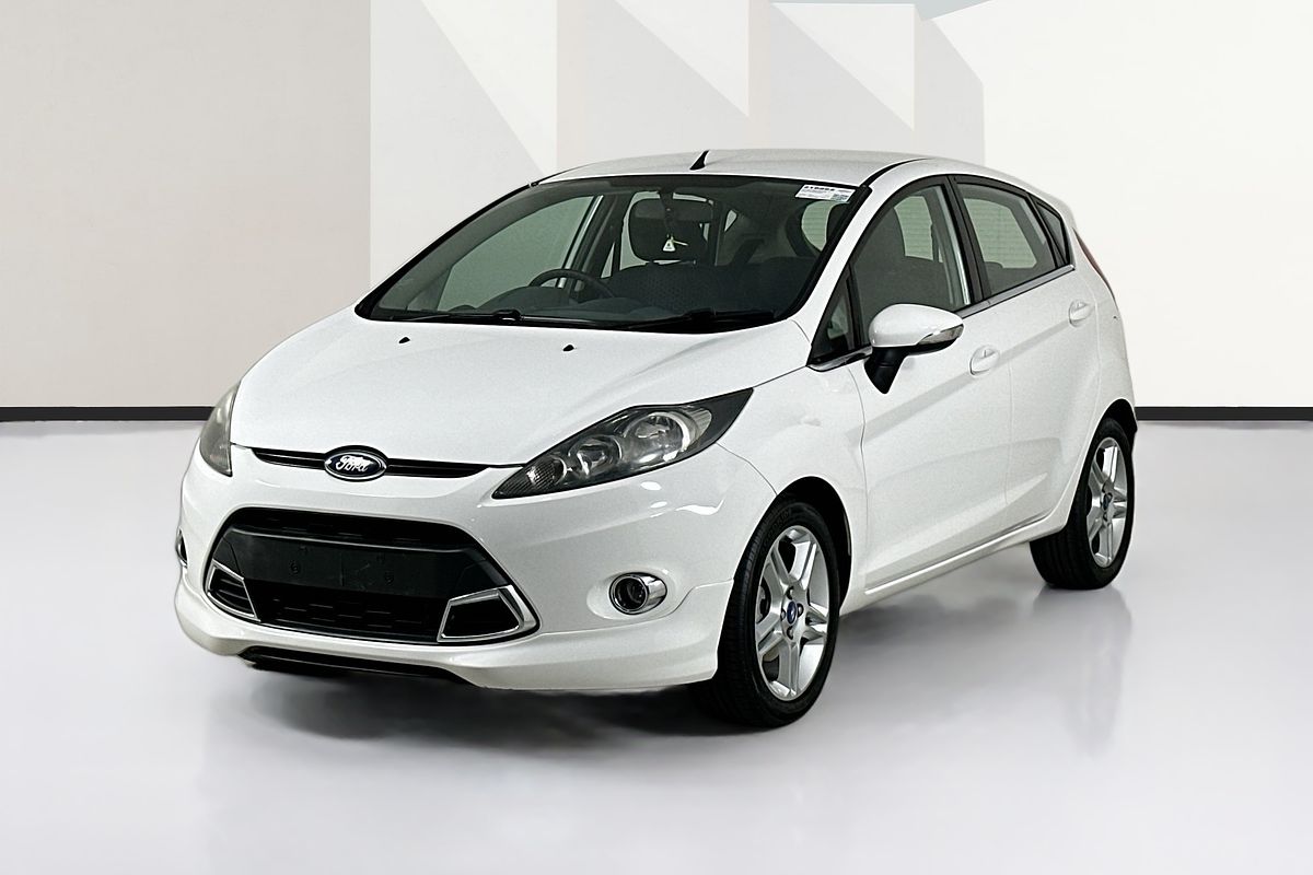 2013 Ford FIESTA ZETEC WT