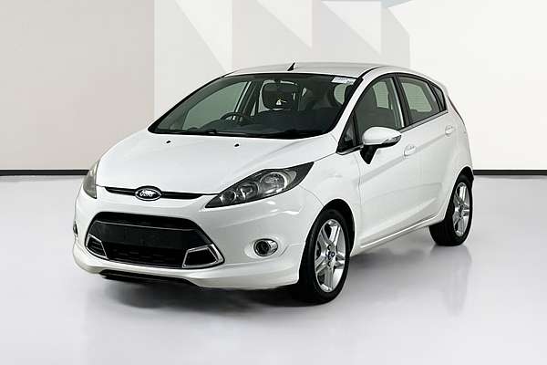 2013 Ford FIESTA ZETEC WT