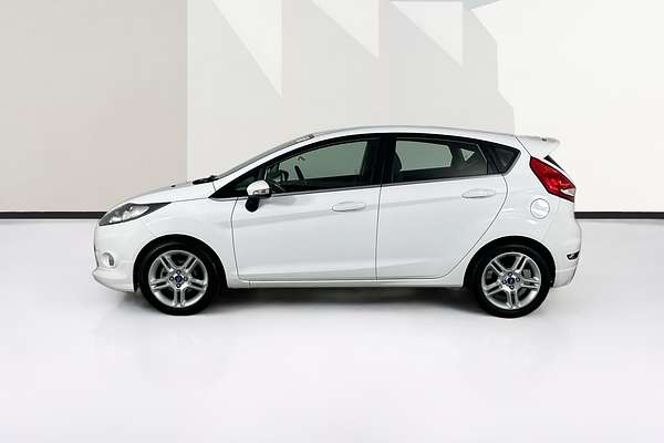2013 Ford FIESTA ZETEC WT