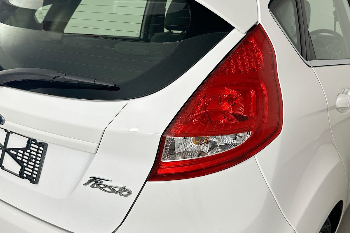 2013 Ford FIESTA ZETEC WT