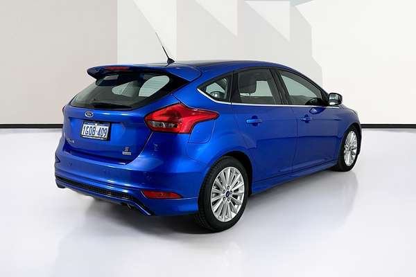 2017 Ford FOCUS SPORT LZ