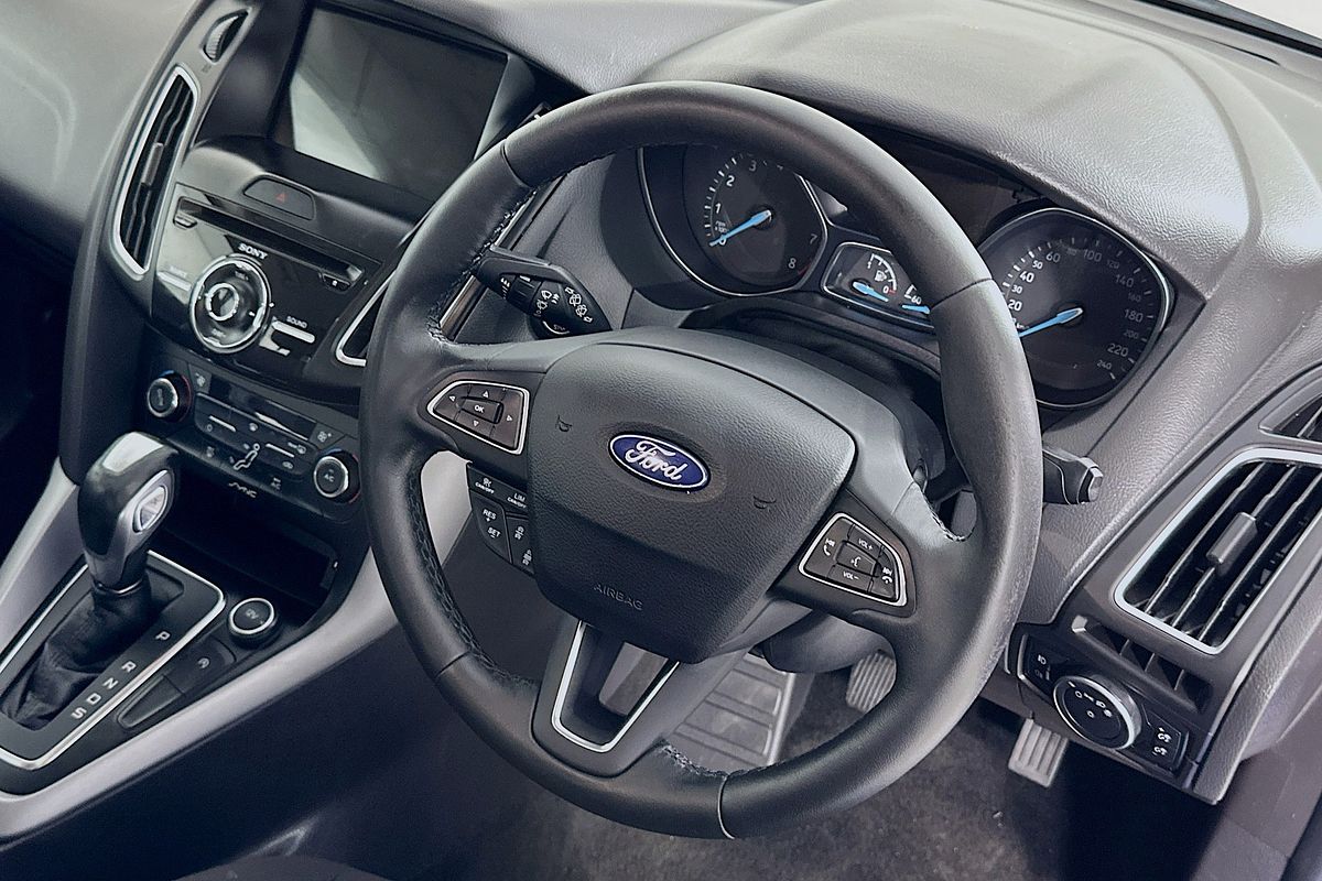 2017 Ford FOCUS SPORT LZ