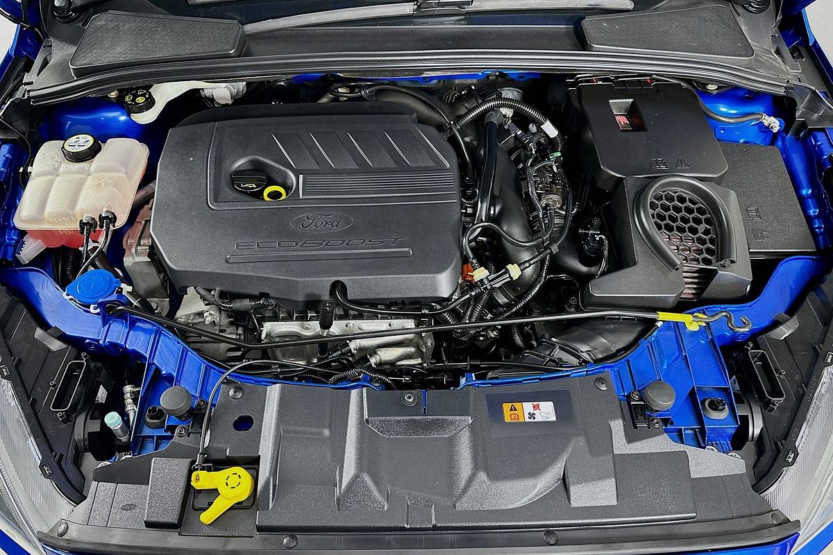 2017 Ford FOCUS SPORT LZ