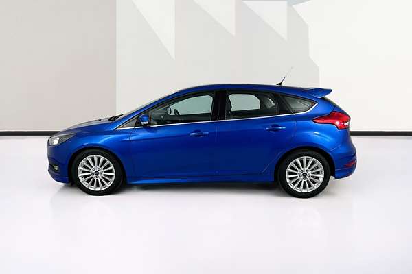 2017 Ford FOCUS SPORT LZ